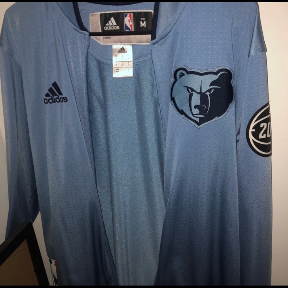 Men’s Adidas Medium Grizzlies warm up jacket